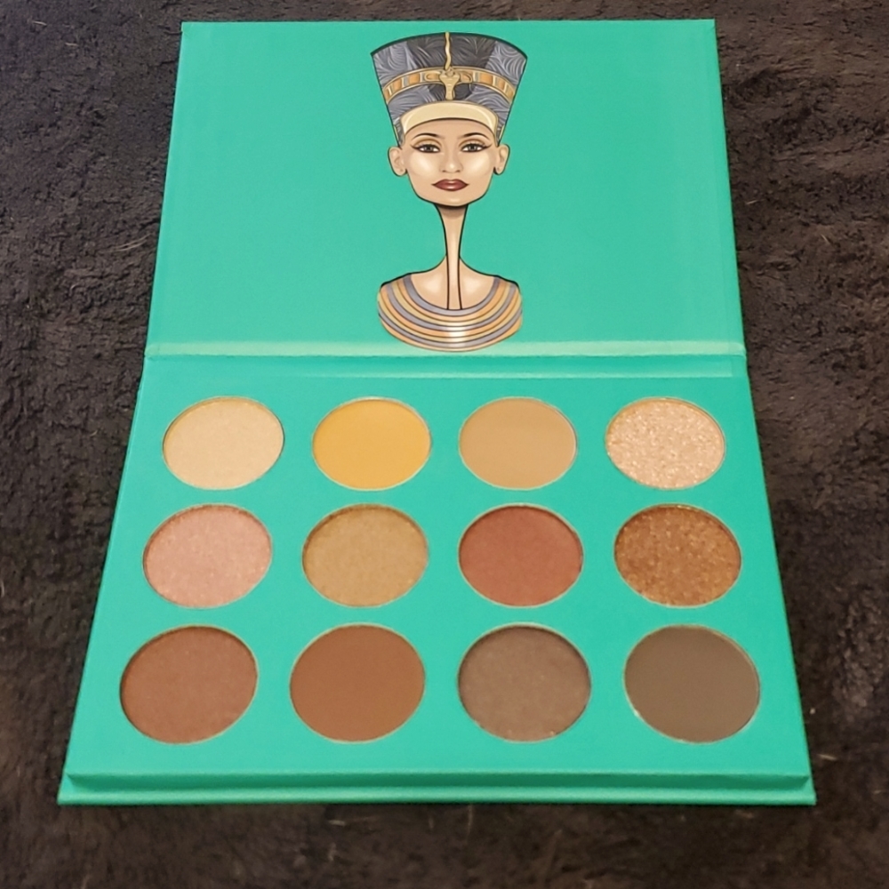 Juvia's Place The Nubian palette